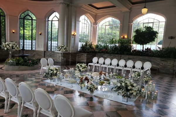 مزایای تالار نسبت به باغ تالار