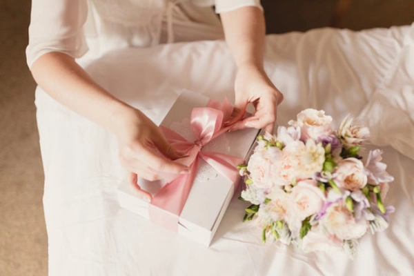 کادوی عروسی برای دوست